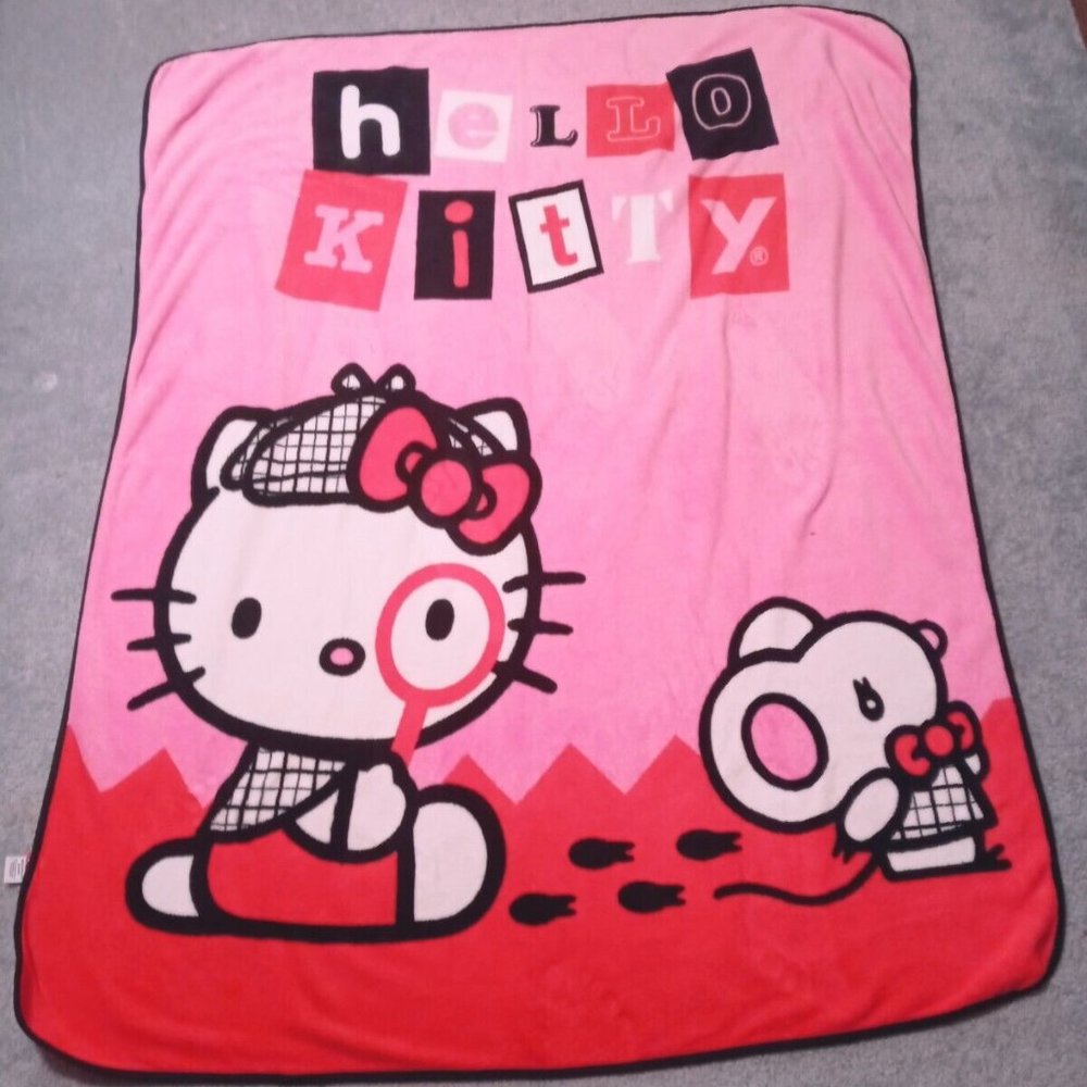 Hello Kitty 100% Polyester Touch Sanrio Throw Blanket Pink 60"x47" Used